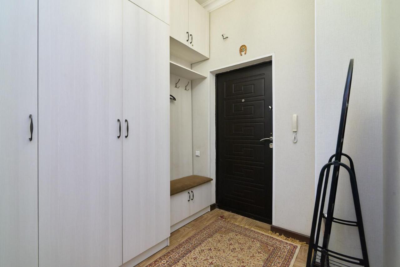 Appartement Квартира В Самом Центре Столицы Казахстана à Astana Extérieur photo