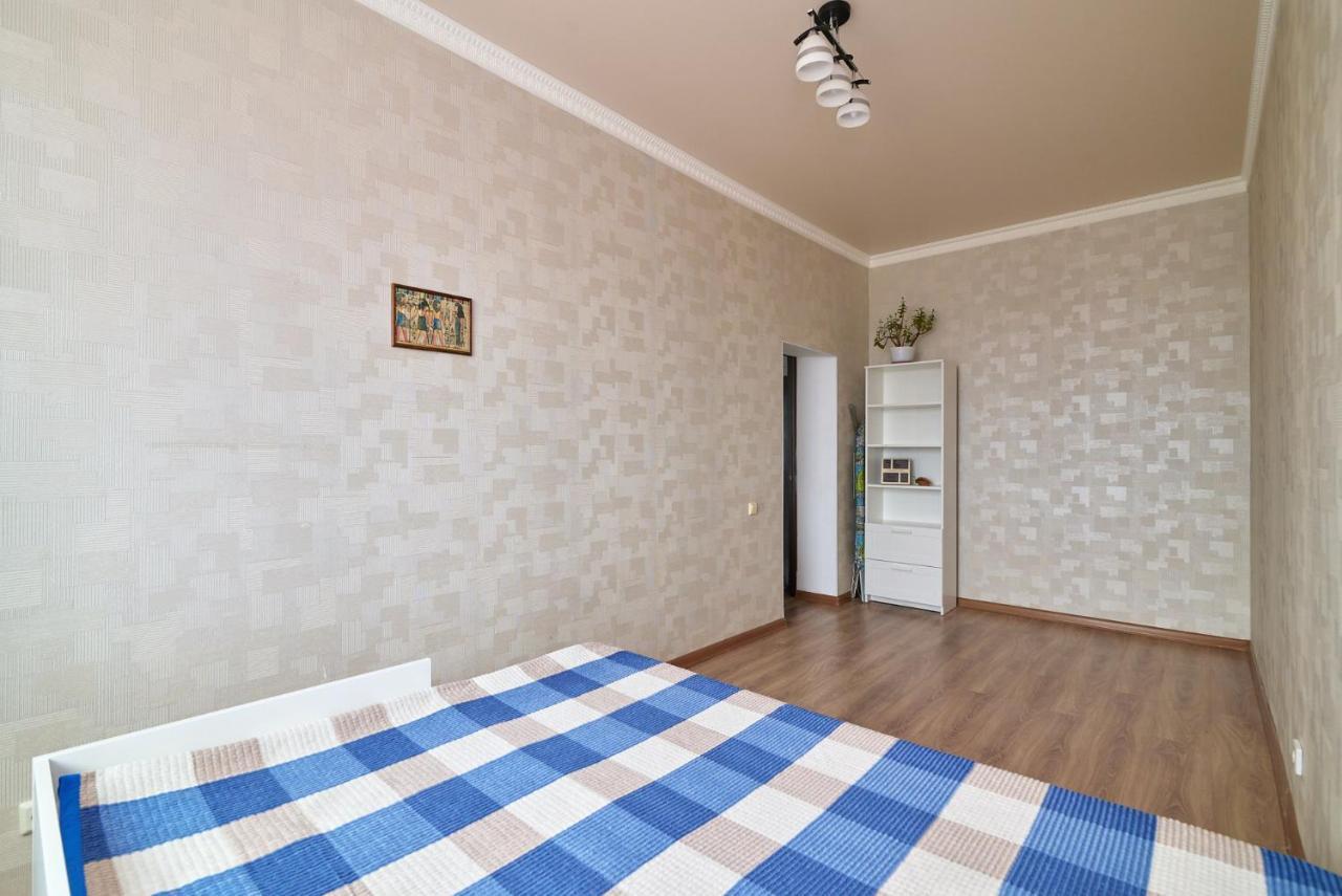 Appartement Квартира В Самом Центре Столицы Казахстана à Astana Extérieur photo